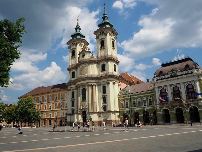 Veva Apartman - Eger Maganszallashely Buitenkant foto