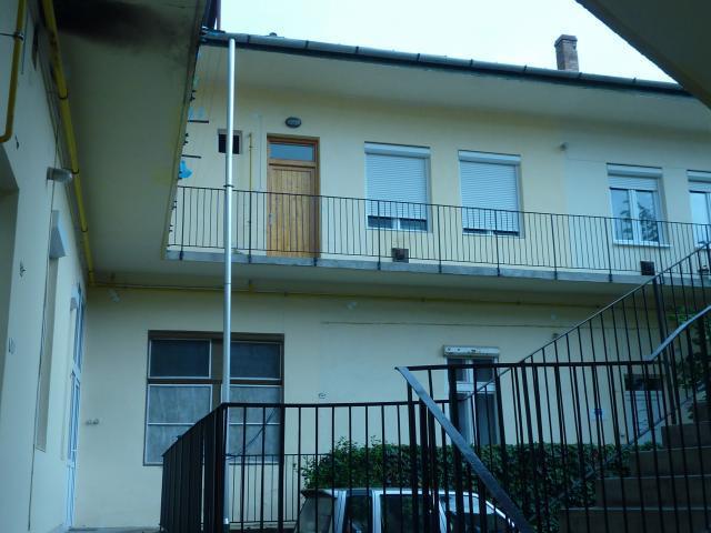 Veva Apartman - Eger Maganszallashely Buitenkant foto
